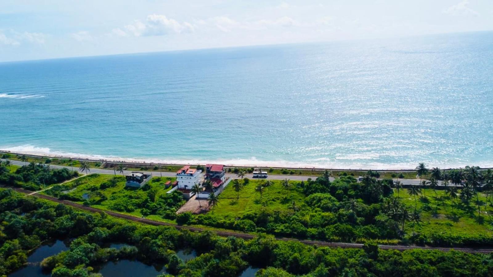 Ocean Front Villa Hikkaduwa Kültér fotó